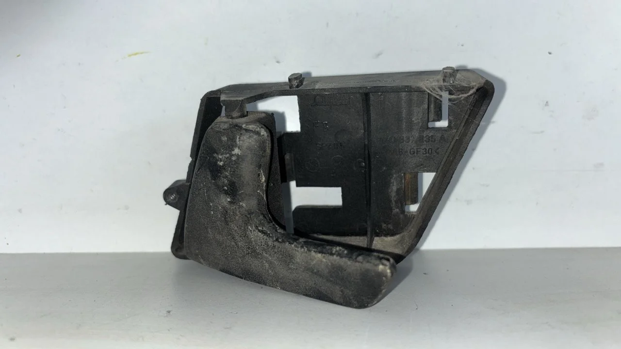 Foto de MANETA INTERIOR DELANTERA IZQUIERDA SEAT IBIZA (6K1) referencia AKO 837 836
