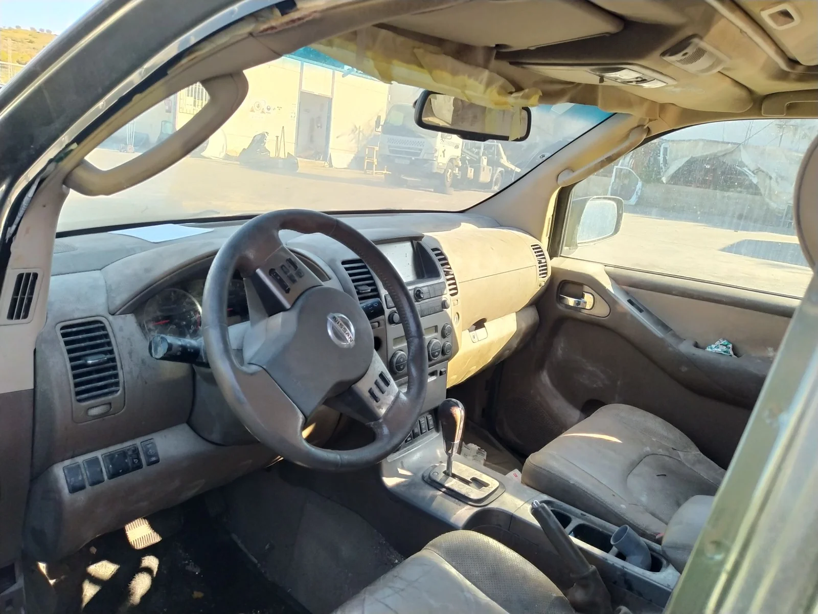 Foto de RETROVISOR INTERIOR NISSAN PATHFINDER (R51) 2.5 dCi Diesel CAT (171 CV / 126 KW)