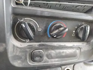 Foto de MANDO CALEFACCION / AIRE ACONDICIONADO FORD TRANSIT COMBI (FY) 2.0 TD CAT (75 CV / 55 KW)