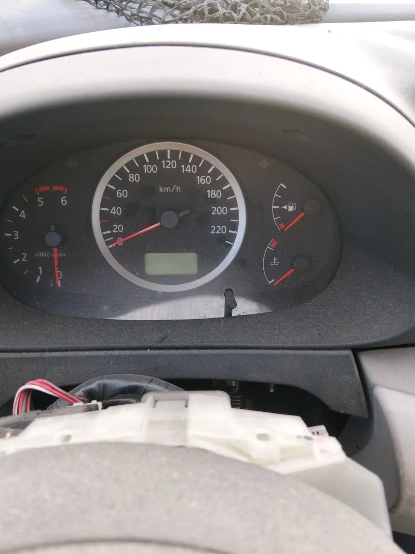 Foto de CUADRO INSTRUMENTOS NISSAN ALMERA TINO (V10M) 1.8 16V CAT (114 CV / 84 KW) referencia 24810BU006