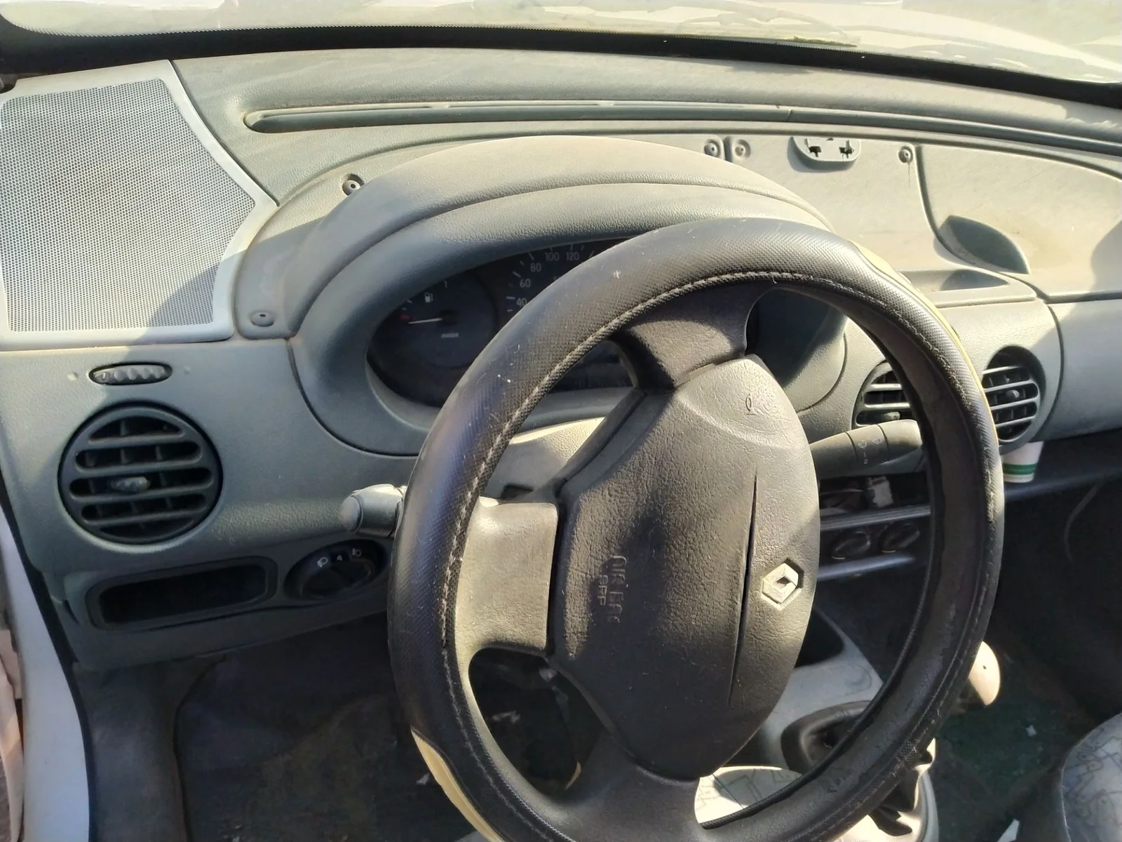 Foto de MANDO LUCES RENAULT KANGOO I (F/KC0) 1.5 dCi Diesel (82 CV / 60 KW)