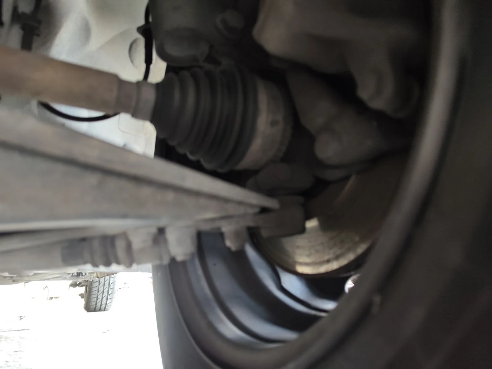 Foto de MANGUETA DELANTERA IZQUIERDA RENAULT SCENIC I (JA...) 1.9 dCi Diesel CAT (102 CV / 75 KW) referencia 8200171678