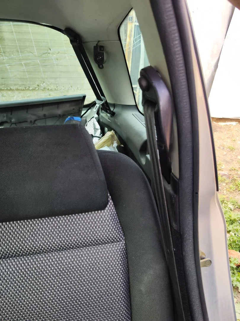 Foto de CINTURON SEGURIDAD TRASERO IZQUIERDO PEUGEOT 307 BREAK/ SW (S2) 2.0 16V HDi FAP CAT (RHR / DW10BTED4) (136 CV / 100 KW)
