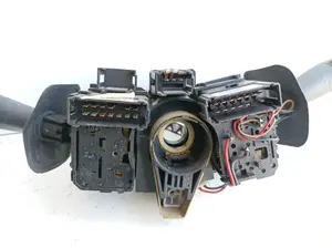 Foto de MANDO MULTIFUNCION RENAULT KANGOO I (F/KC0) 1.9 Diesel (64 CV / 47 KW) referencia VS34431619 foto 2
