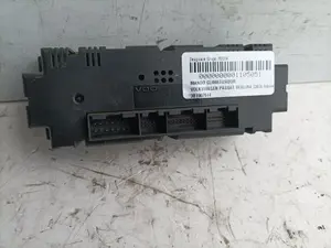 Foto de MANDO CLIMATIZADOR VOLKSWAGEN PASSAT BERLINA (3B3) 1.9 TDI (131 CV / 96 KW) referencia 3B1907044H foto 2