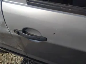 Foto de MANETA EXTERIOR TRASERA IZQUIERDA SEAT CORDOBA BERLINA (6L2) 1.4 16V (75 CV / 55 KW) referencia 3B0837207F FKZ foto 3