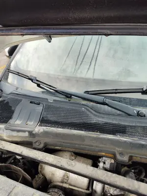 Foto de BRAZO LIMPIA DELANTERO DERECHO LAND ROVER RANGE ROVER EVOQUE 2.0 Td4 CAT (150 CV / 110 KW)