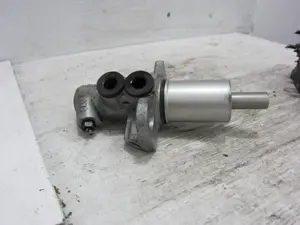 Foto de BOMBA FRENO AUDI A6 BERLINA (4F2) 4.2 V8 40V (335 CV / 246 KW) referencia 9304125000 foto 1