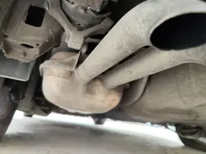 Foto de SILENCIADOR TRASERO VOLKSWAGEN BORA BERLINA (1J2)(1998) 1.9 TDI (110 CV / 81 KW)
