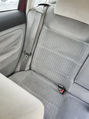 Foto de CINTURON SEGURIDAD TRASERO DERECHO VOLKSWAGEN PASSAT BERLINA (3B2) 1.9 TDI (116 CV / 85 KW)