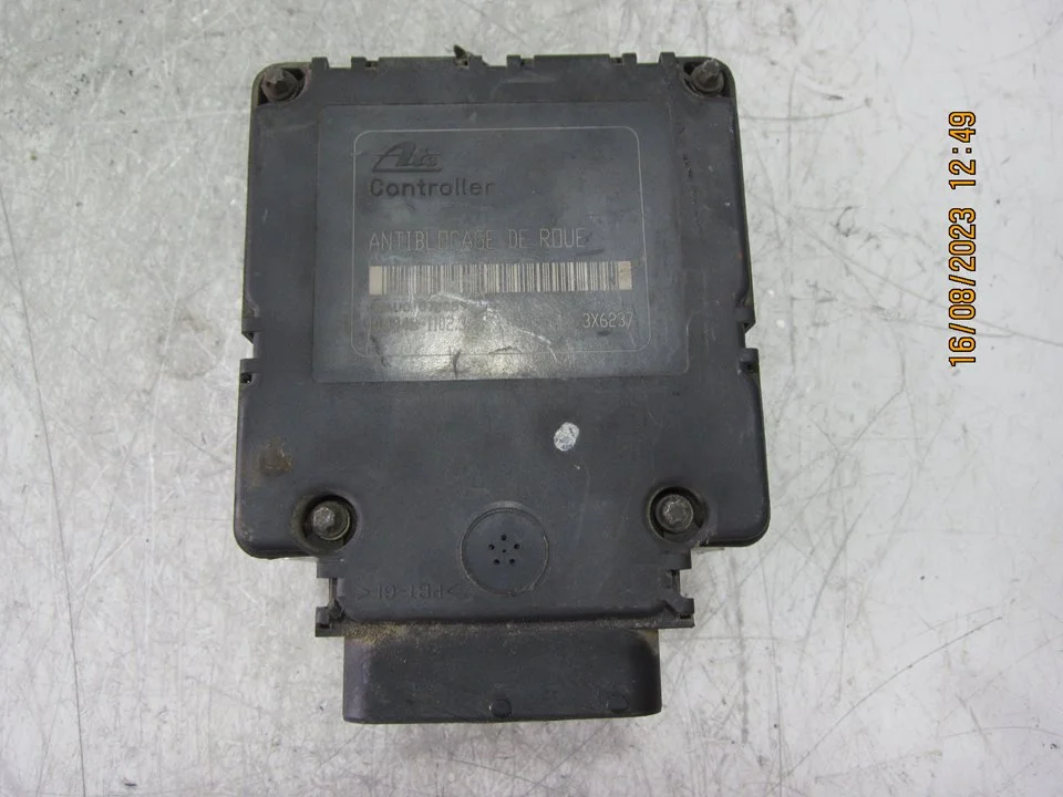 Foto de ABS CITROEN XANTIA BERLINA 2.0 HDi (109 CV / 80 KW) referencia 5271E0