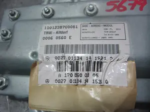 Foto de AIRBAG LATERAL IZQUIERDO MERCEDES-BENZ CLK (BM 208) CABRIO 3.2 V6 18V CAT (218 CV / 160 KW) referencia 00270113414 foto 2