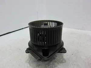 Foto de MOTOR CALEFACCION PEUGEOT 406 BERLINA (S1/S2) 3.0 V6 24V CAT (190 CV / 140 KW) referencia 659963H