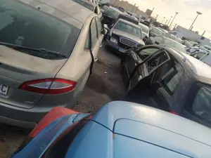 Foto de PUERTA TRASERA DERECHA FORD MONDEO BERLINA (CA2) 1.8 TDCi CAT (125 CV / 92 KW) referencia 1694250