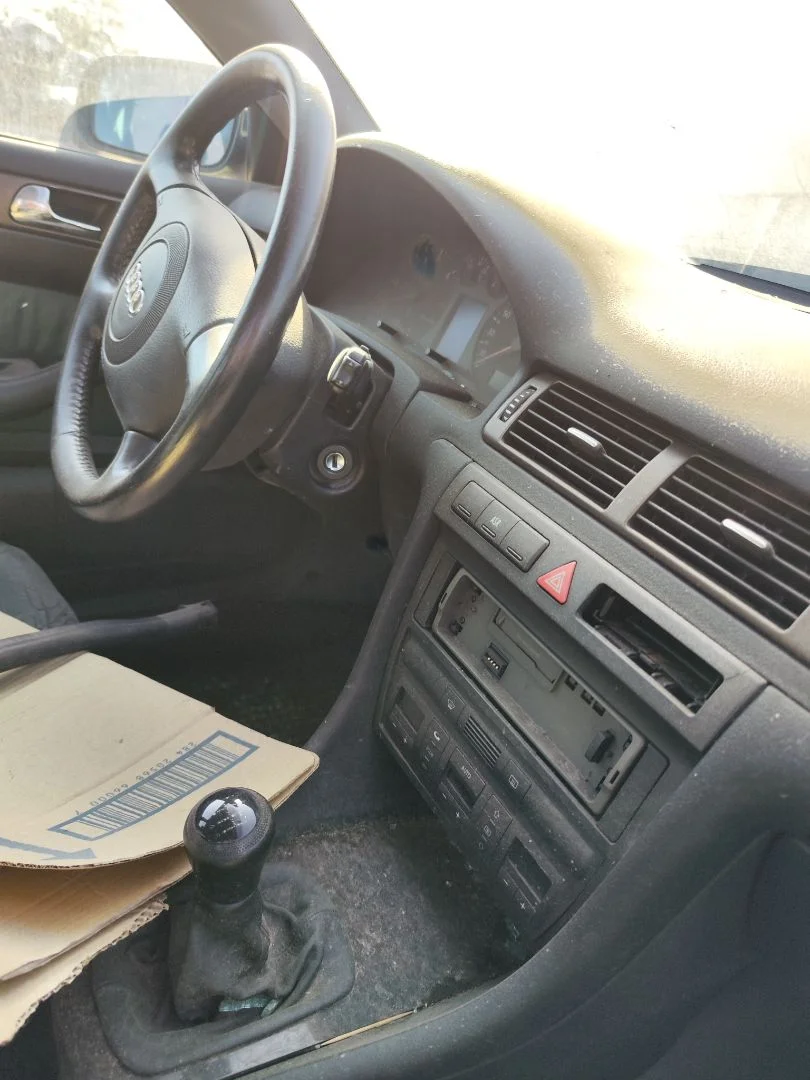 Foto de COLUMNA DIRECCION AUDI A6 BERLINA (4B2) 2.5 V6 24V TDI (150 CV / 110 KW)