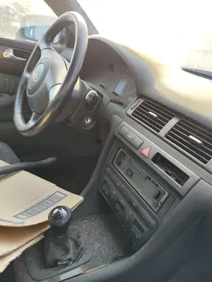 Foto de COLUMNA DIRECCION AUDI A6 BERLINA (4B2) 2.5 V6 24V TDI (150 CV / 110 KW)