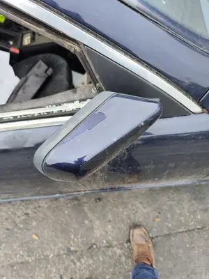 Foto de RETROVISOR DERECHO BMW SERIE 5 BERLINA (E39) 3.0 24V Turbodiesel CAT (193 CV / 142 KW) foto 3