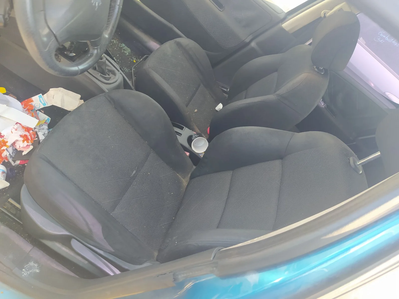 Foto de AIRBAG LATERAL IZQUIERDO PEUGEOT 207 1.6 HDi FAP CAT (9HZ / DV6TED4) (109 CV / 80 KW) referencia 8216NE