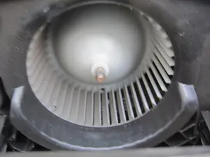 Foto de MOTOR CALEFACCION PORSCHE MACAN (95BA) referencia 8T0820521F foto 2