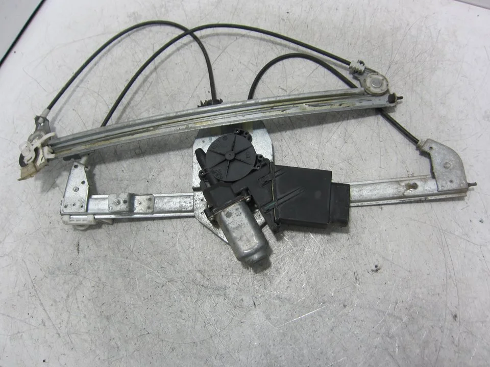 Foto de ELEVALUNAS DELANTERO DERECHO RENAULT LAGUNA II (BG0) 2.0 16V IDE (140 CV / 103 KW) referencia 400463N