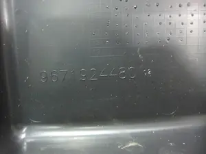 Foto de CAJA RELES / FUSIBLES PEUGEOT 208 1.2 12V e-VTi / PureTech (81 CV / 60 KW) referencia 9671924480 foto 3