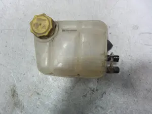 Foto de DEPOSITO EXPANSION FORD FOCUS BERLINA (CAK) 2.0 16V CAT (131 CV / 96 KW) referencia 98AB8K218