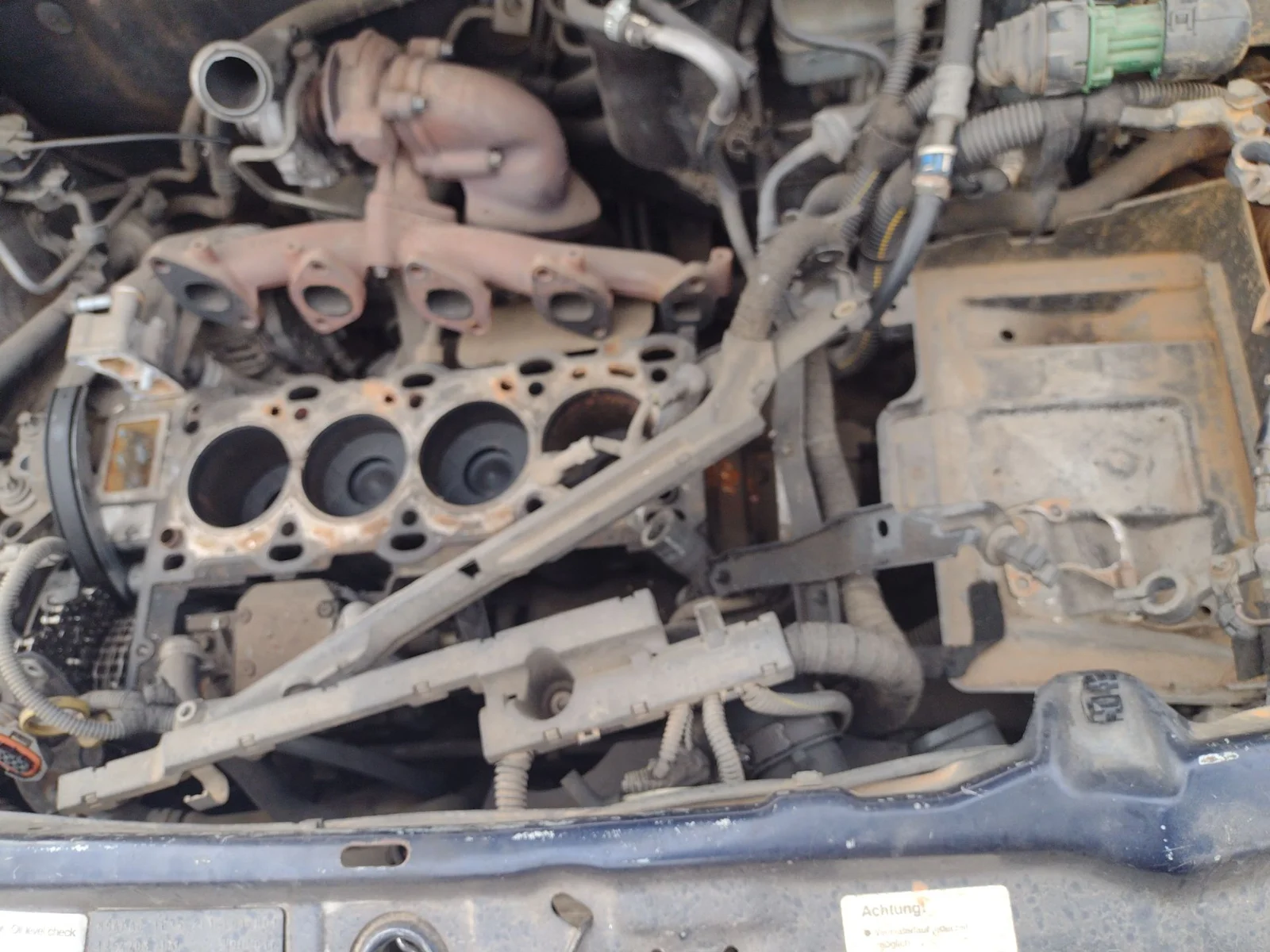 Foto de CENTRALITA MOTOR UCE OPEL ZAFIRA A 2.0 DTI (101 CV / 74 KW)