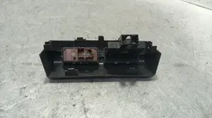 Foto de INTERRUPTOR PEUGEOT 5008 1.6 HDi FAP (112 CV / 82 KW) referencia 9682812877 foto 2