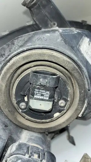 Foto de FARO IZQUIERDO OPEL ZAFIRA A referencia GM90582021 foto 3