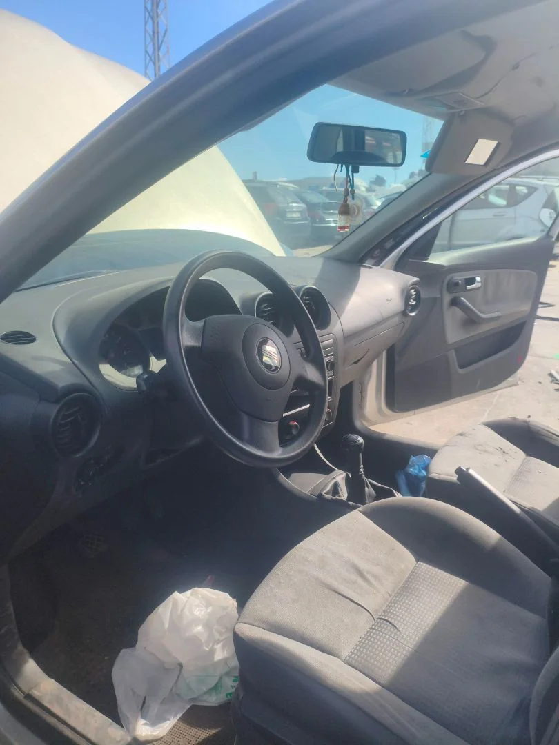 Foto de COLUMNA DIRECCION SEAT IBIZA (6L1) 1.4 16V (75 CV / 55 KW) referencia 6Q1419501BF