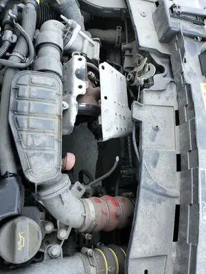 Foto de RADIADOR AGUA CITROEN C4 CACTUS 1.2 12V VTi (82 CV / 60 KW)
