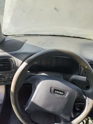 Foto de VOLANTE VOLVO S40 BERLINA 1.9 Diesel CAT (116 CV / 85 KW) referencia 30884413 foto 3