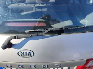 Foto de BRAZO LIMPIA TRASERO KIA CARENS (RS) 1.8 16V CAT (126 CV / 93 KW)