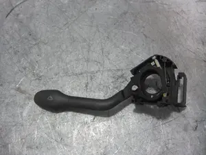 Foto de MANDO LIMPIA VOLKSWAGEN GOLF III (1H1)(11.1991) 1.9 TDI (90 CV / 66 KW) referencia 1H6953503AA foto 1