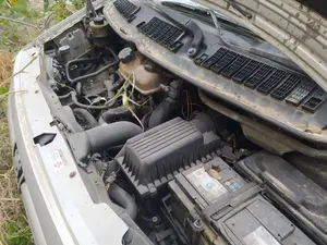 Foto de CAJA PRECALENTAMIENTO PEUGEOT EXPERT FURGÓN COMFORT (1995) 2.0 HDi (109 CV / 80 KW)