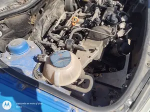 Foto de TUBO PRESION DIRECCION ASISTIDA SKODA FABIA (6Y2/6Y3) 1.2  (54 CV / 40 KW)