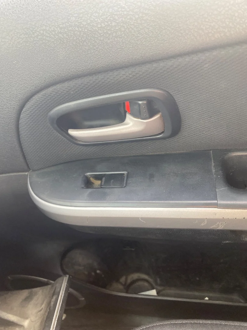 Foto de MANDO ELEVALUNAS DELANTERO DERECHO SUZUKI GRAND VITARA (JB/JT) 2.0 16V CAT (140 CV / 103 KW)