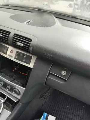 Foto de AIRBAG DELANTERO DERECHO MERCEDES-BENZ CLASE C (BM 203) BERLINA 3.0 CDI CAT (224 CV / 165 KW)