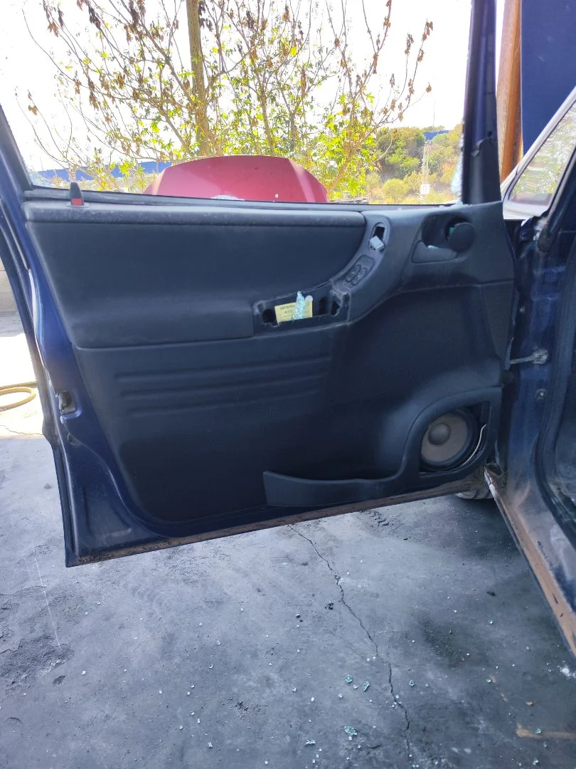 Foto de GUARNECIDO PUERTA DELANTERA IZQUIERDA OPEL ZAFIRA A 1.6 16V (101 CV / 74 KW) referencia 13141842