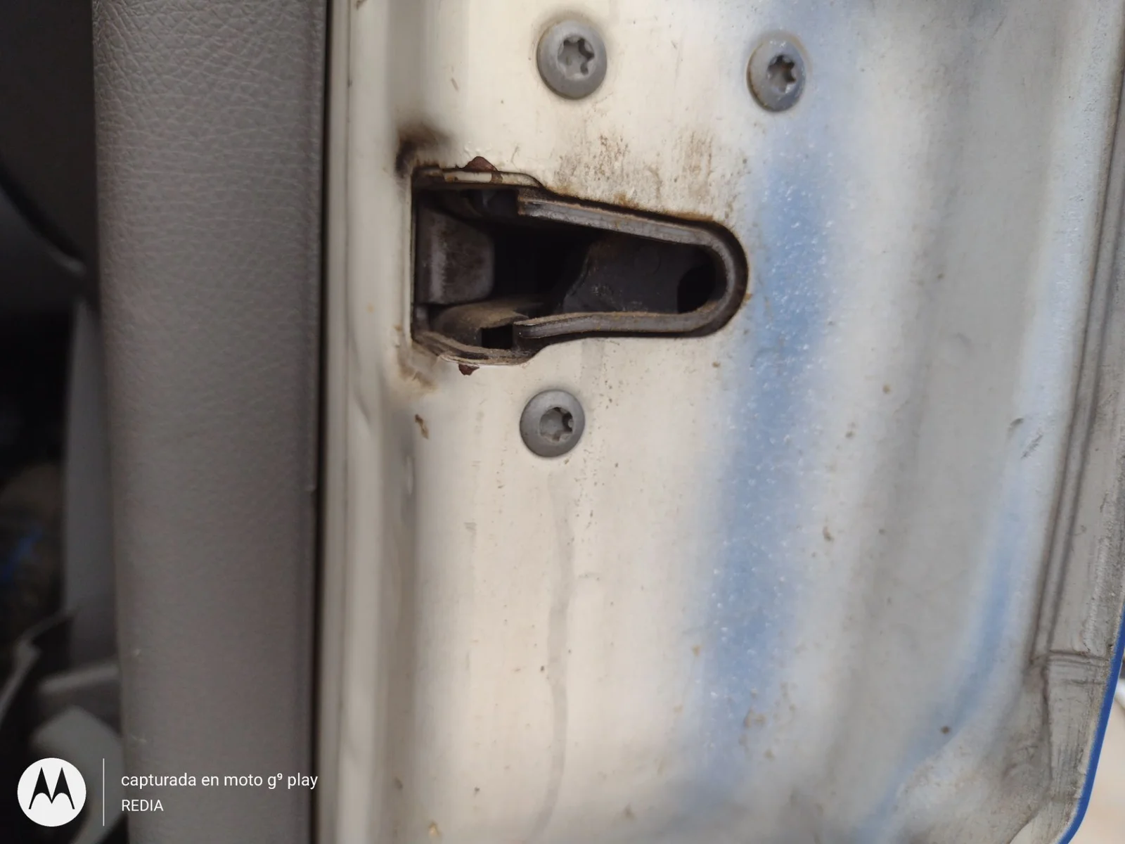 Foto de CERRADURA PUERTA DELANTERA IZQUIERDA VOLKSWAGEN CRAFTER FURGÓN (2E) 2.5 TDI DPF (109 CV / 80 KW) referencia 2E1837015A