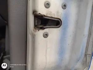 Foto de CERRADURA PUERTA DELANTERA IZQUIERDA VOLKSWAGEN CRAFTER FURGÓN (2E) 2.5 TDI DPF (109 CV / 80 KW) referencia 2E1837015A