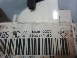 Foto de MANDO CLIMATIZADOR RENAULT CLIO II FASE II (B/CB0) 1.2 (58 CV / 43 KW) referencia 8200147180 foto 4