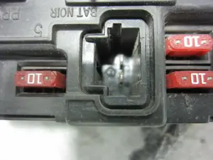 Foto de NO IDENTIFICADO PEUGEOT PARTNER (S2) 1.9 Diesel (69 CV / 51 KW) referencia 965061858000 foto 3