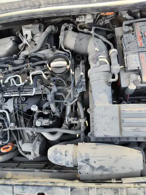 Foto de MOTOR COMPLETO SKODA YETI (5L)(2009) 2.0 TDI (110 CV / 81 KW) referencia CFH foto 3