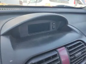 Foto de PANTALLA MULTIFUNCION OPEL COMBO (CORSA C) 1.7 16V DI CAT (Y 17 DTL / LK8) (65 CV / 48 KW)