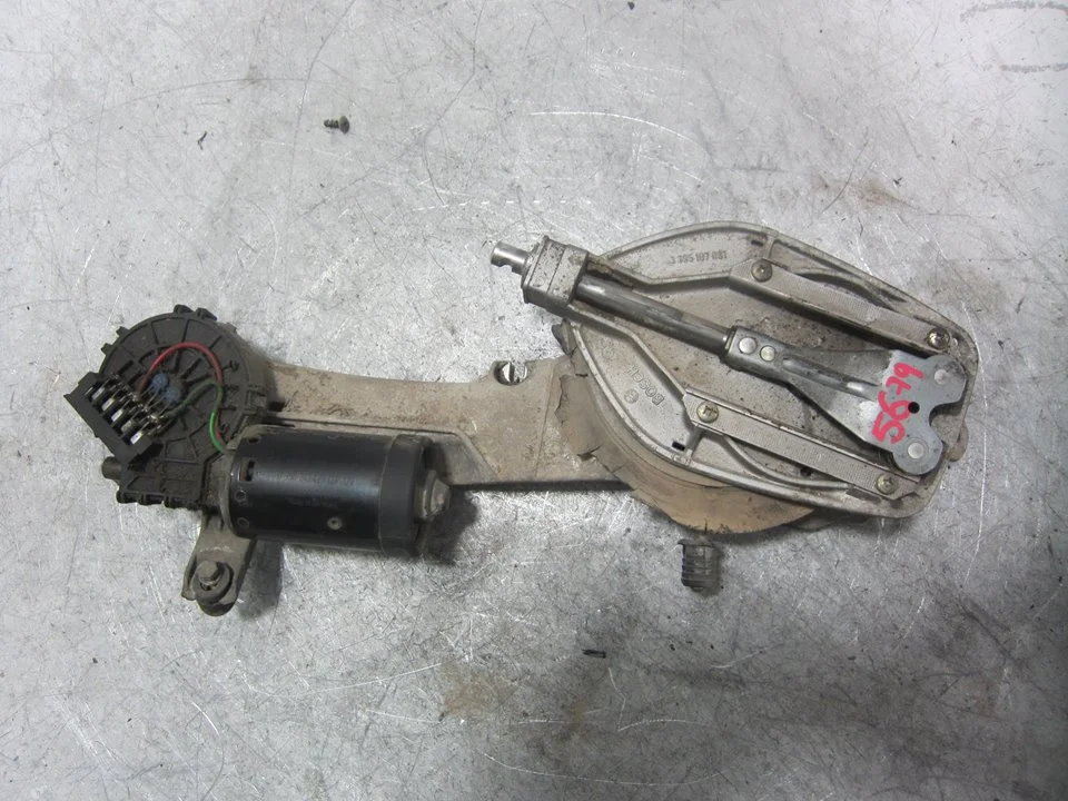 Foto de MOTOR LIMPIA DELANTERO MERCEDES-BENZ CLK (BM 208) CABRIO 3.2 V6 18V CAT (218 CV / 160 KW) referencia 3395107091