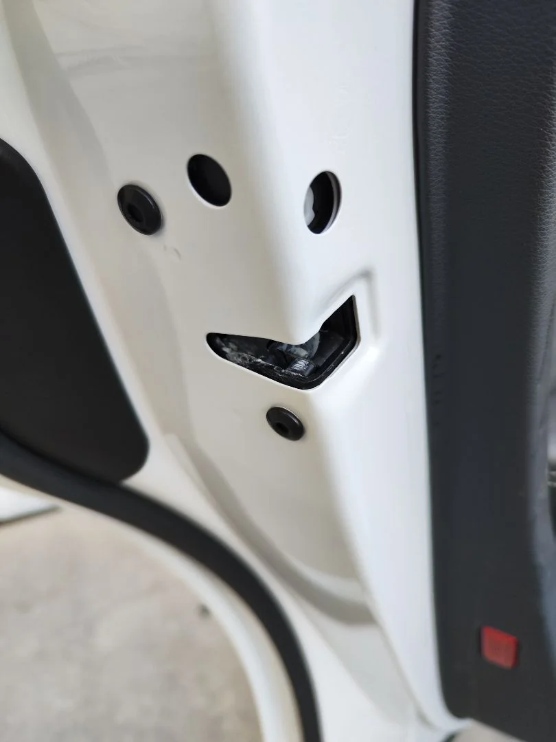 Foto de CERRADURA PUERTA TRASERA IZQUIERDA AUDI Q5 FYG Híbrido 220 kW (2.0 Ltr. - 195 kW TFSI) (299 CV / 220 KW) referencia 4G0839016P