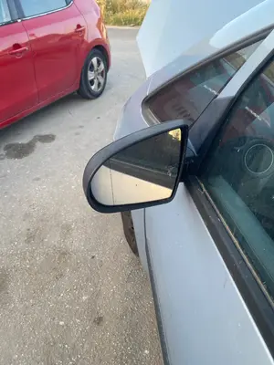 Foto de RETROVISOR IZQUIERDO MITSUBISHI COLT CZ3 BERL. 5 (Z30A) 1.3 CAT (95 CV / 70 KW) referencia 7632A163