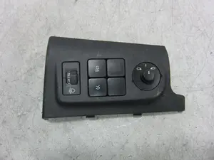 Foto de MANDO MULTIFUNCION CITROEN C-ELYSÉE 1.6 HDi FAP (92 CV / 68 KW) referencia 9674382577