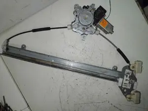 Foto de ELEVALUNAS TRASERO IZQUIERDO NISSAN X-TRAIL (T30) 2.2 16V Turbodiesel CAT (114 CV / 84 KW) referencia 8073199913 foto 3